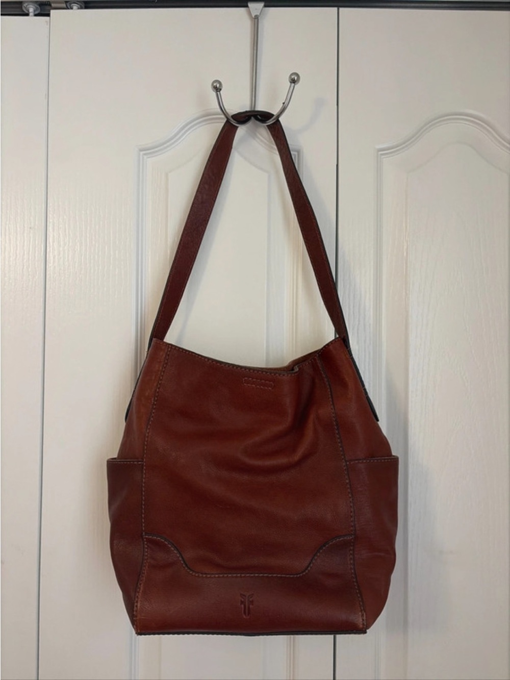 Frye Classic Brown Leather Shoulder Tote